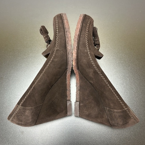 Stuart Weitzman Brown Suede Tassel Wedge Heel Sz 6.5 Made in Spain Slip On - Picture 8 of 12